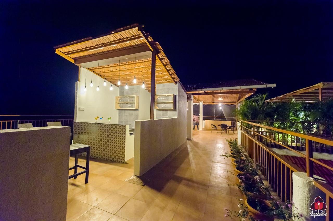 Bougainvillea Hotel Alībāg Ngoại thất bức ảnh