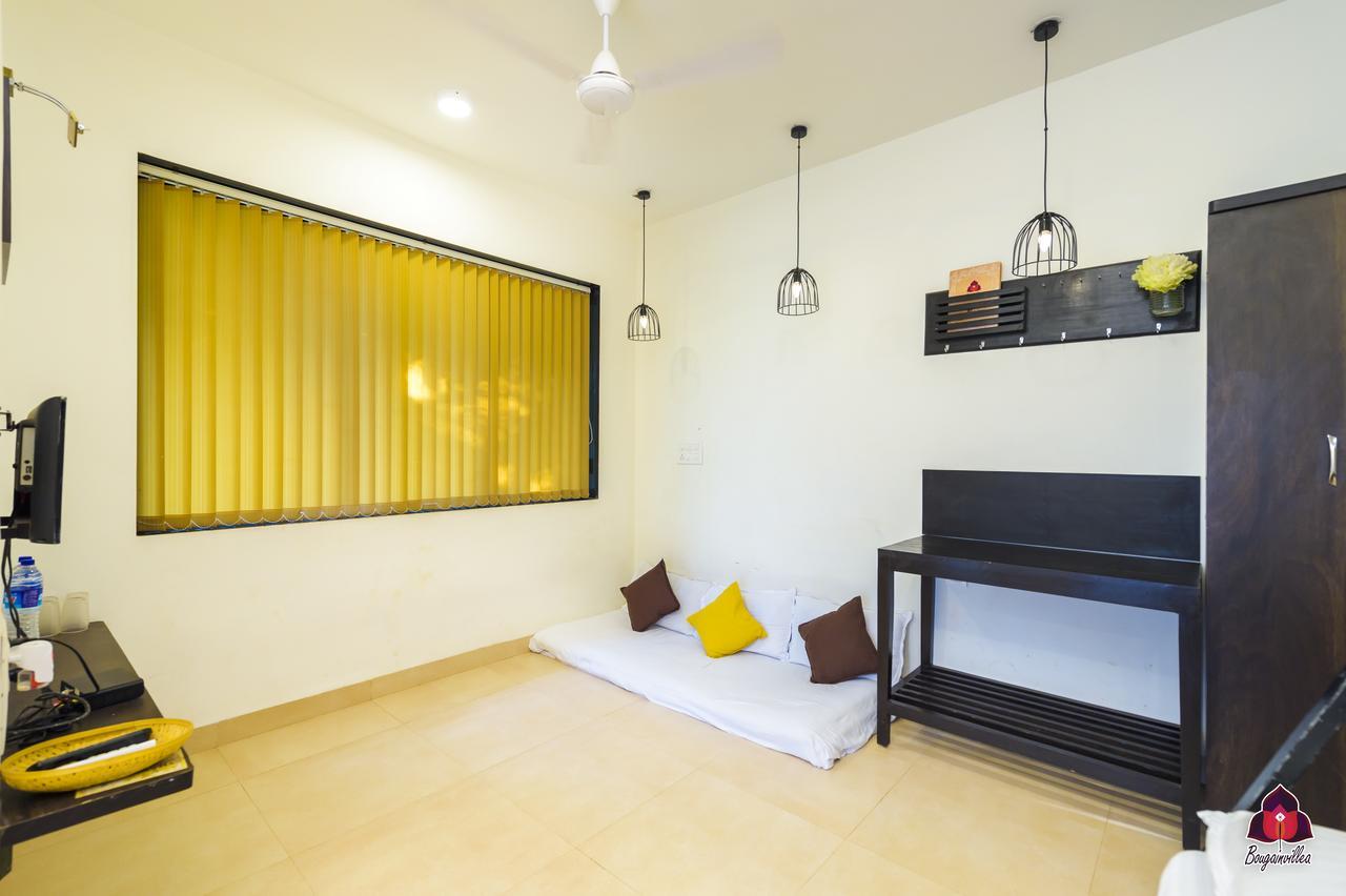 Bougainvillea Hotel Alībāg Ngoại thất bức ảnh